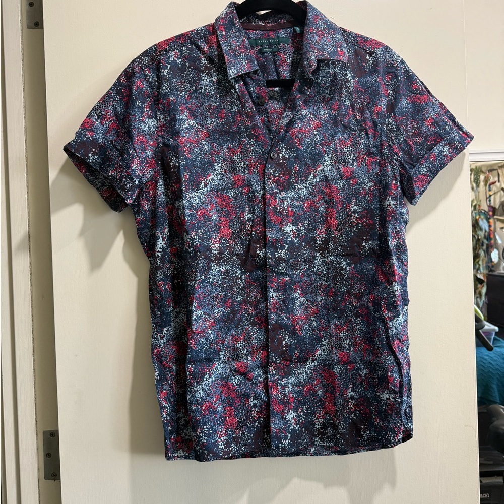 Perry Ellis Blue and Red Casual Button Down Shirt